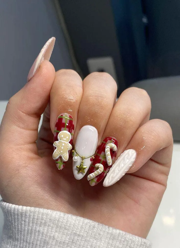 Festive 3D Christmas Nails That Steal the Holiday Spotlight 1
