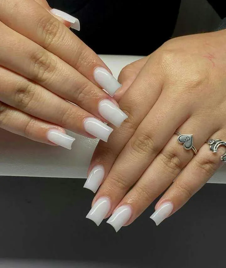 50 simple halloween nails that are chic 012 ea608e4e53