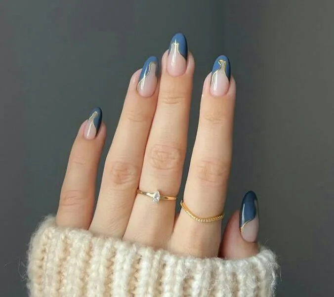 50 simple halloween nails that are chic 033 4a023f4fbf