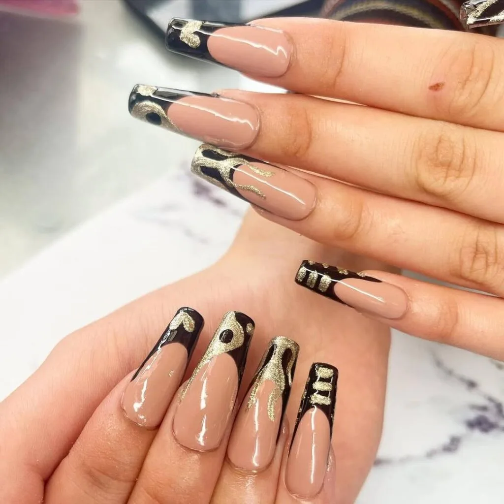 black and gold french tip nails 011 e137687734