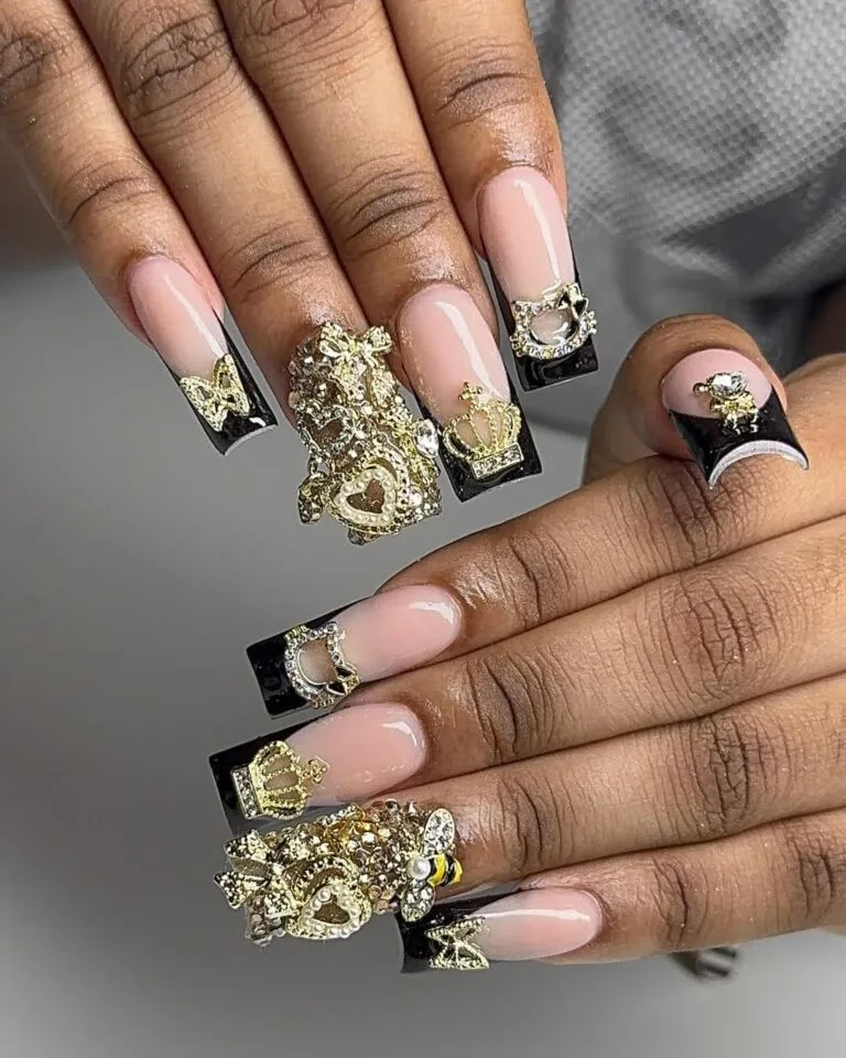 black and gold french tip nails 018 44a2bfb8c1