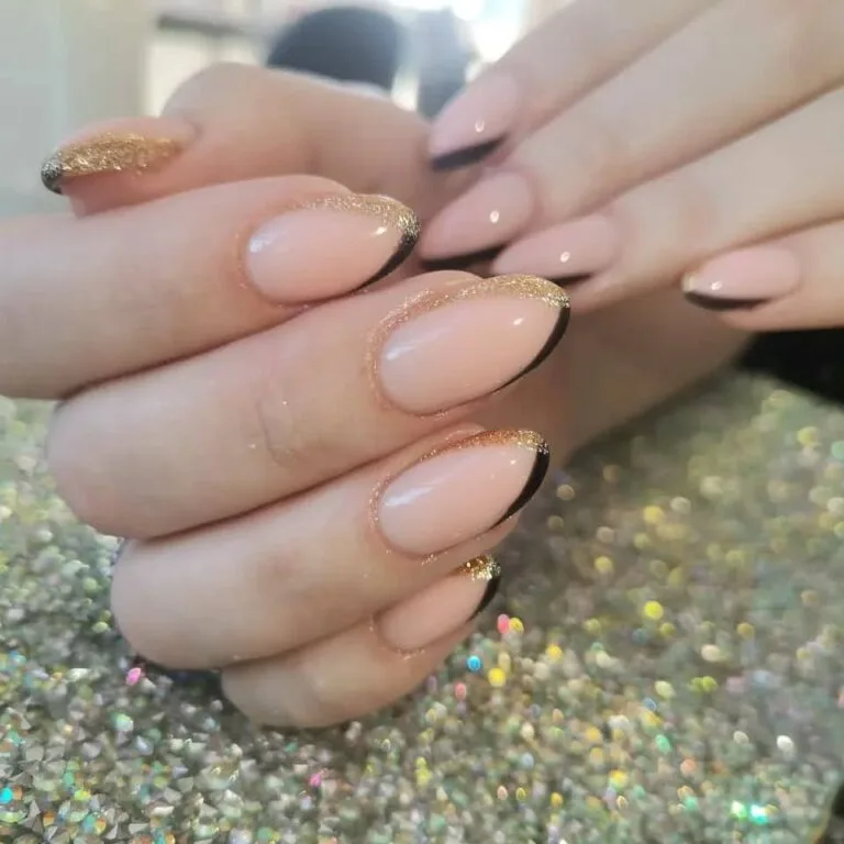 black and gold french tip nails 019 d06951bda0