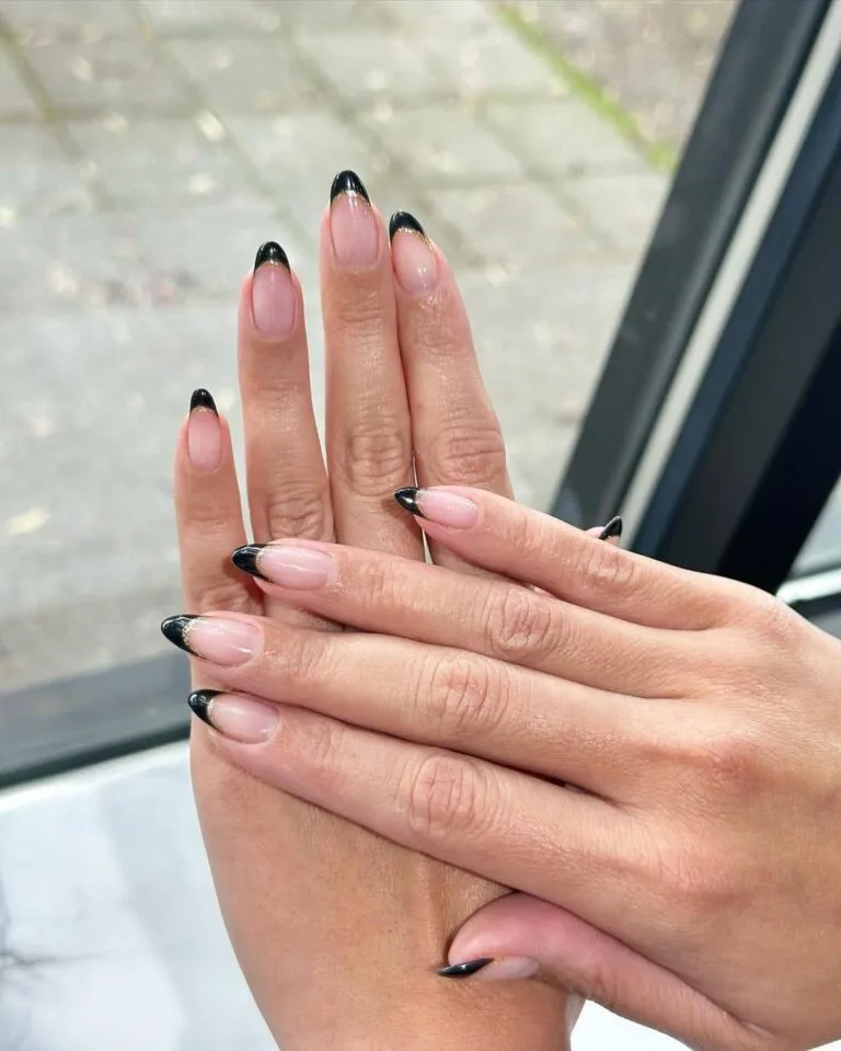 black and gold french tip nails 022 06874d4cab