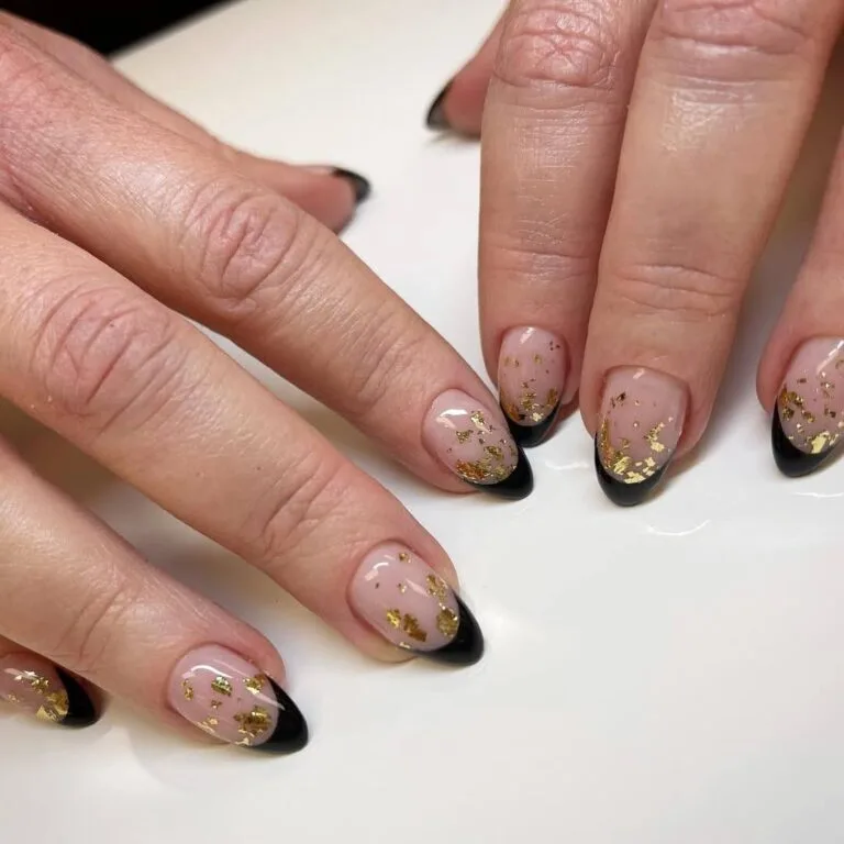black and gold french tip nails 030 8c73ea95d6