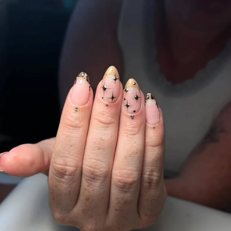 black and gold french tip nails 032 9219baf8e8