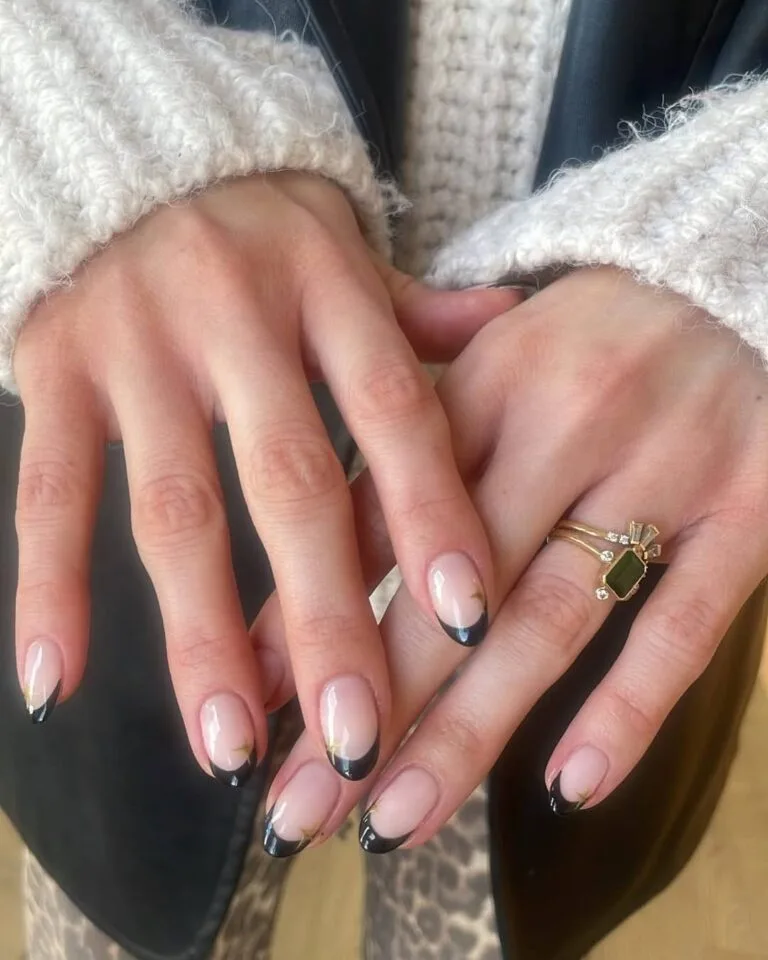 black and gold french tip nails 038 a338034bd0