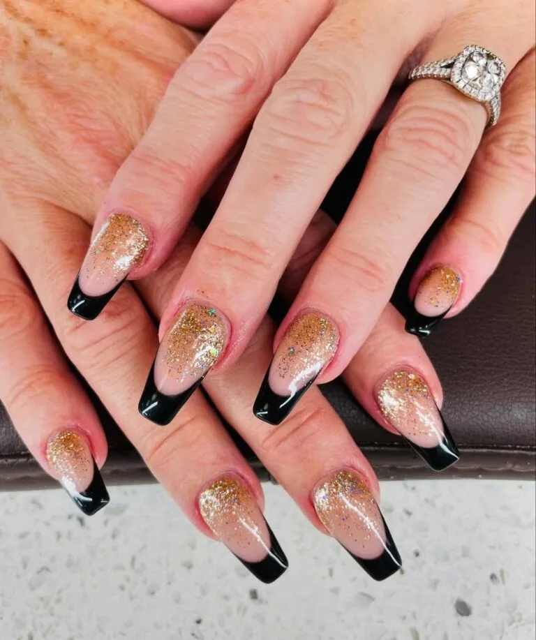 black and gold french tip nails 041 0c6c1e3340