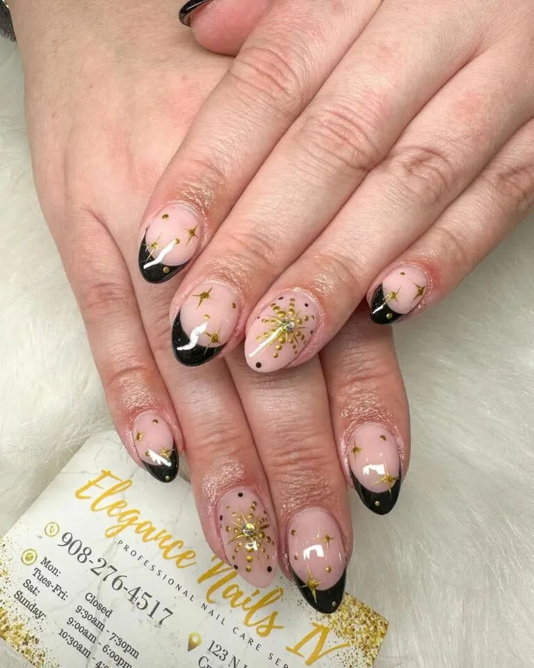 black and gold french tip nails 047 25855be05f
