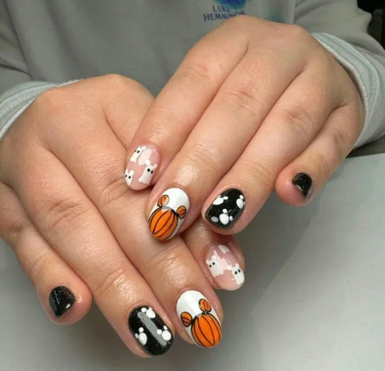 black and orange halloween nails 018 457e077371
