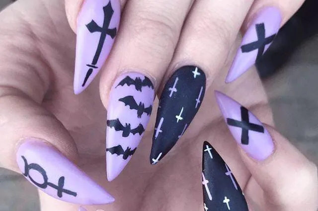 black and purple halloween nails 032 28eae769bc