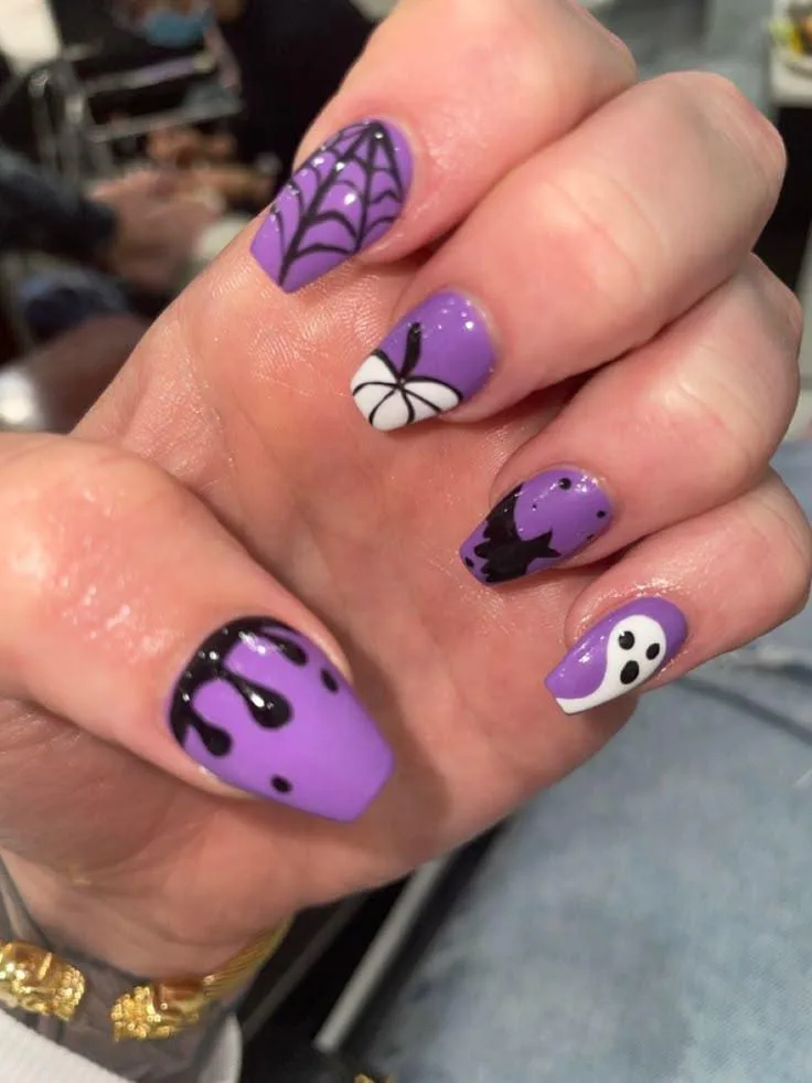 black and purple halloween nails 043 ee441e1d9e