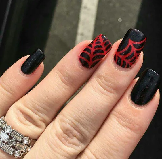 black and red halloween nails 009 29c2aad077