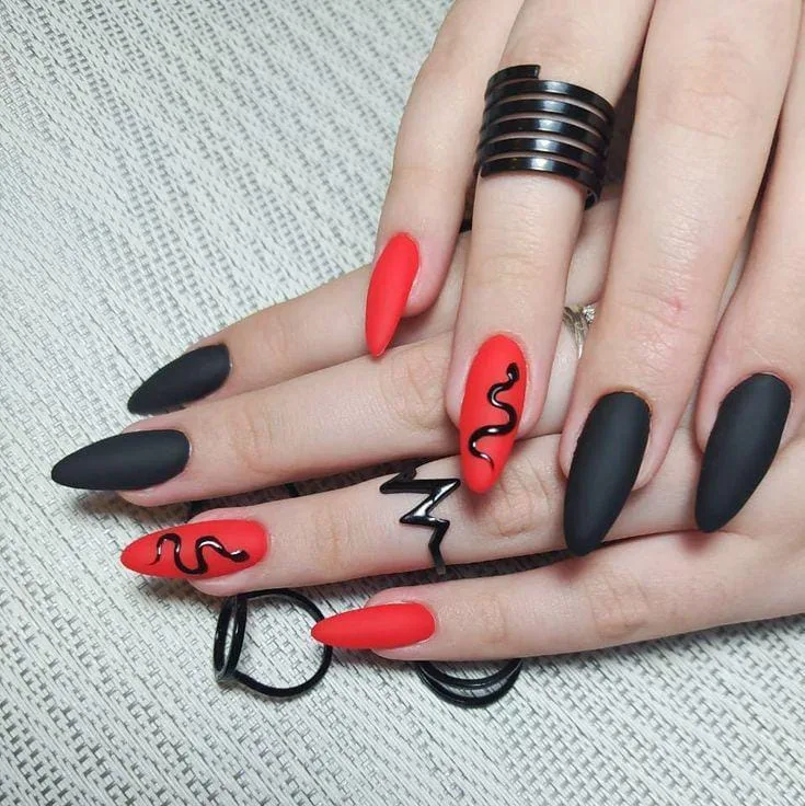 black and red halloween nails 017 ac6058319b