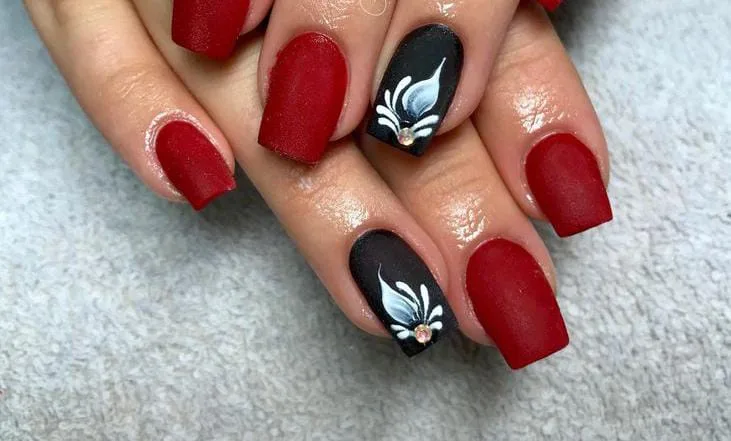 black and red halloween nails 022 311187a76a