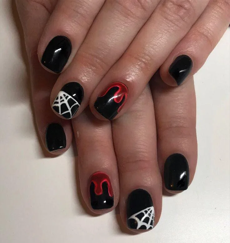 black and red halloween nails 039 bde4a92cbd