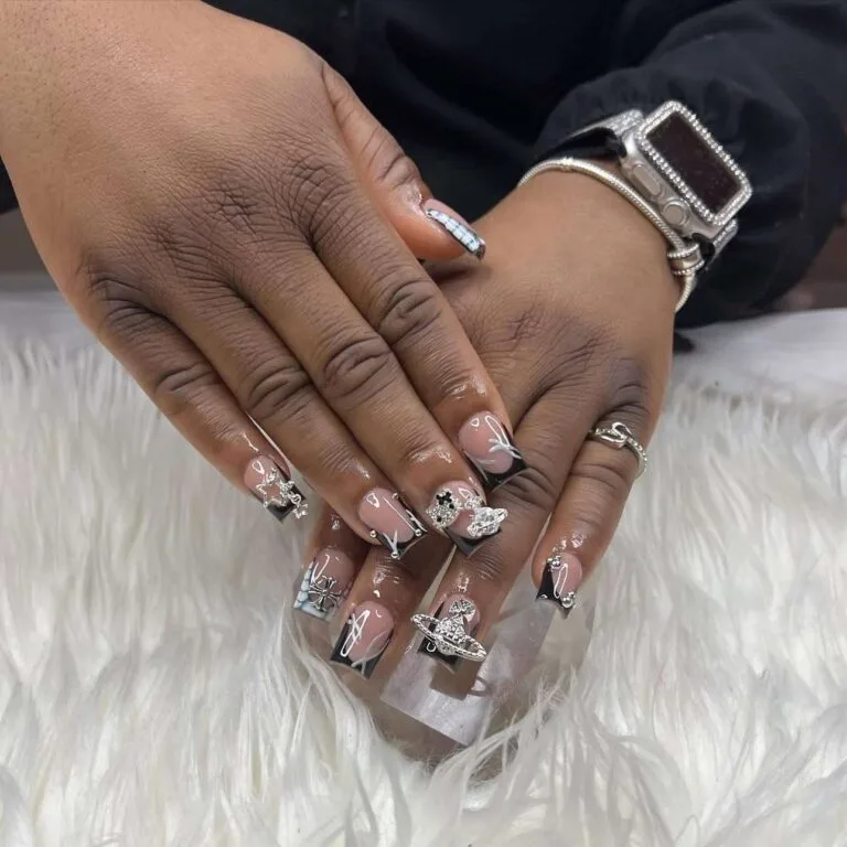 50+ Black and Silver French Tip Nails That Mean Business 1