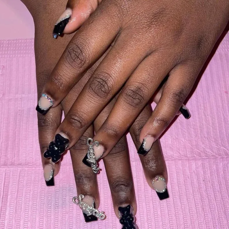 black and silver french tip nails 019 95eab2ec35