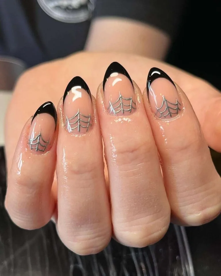 black and silver french tip nails 029 5cded9c2b9