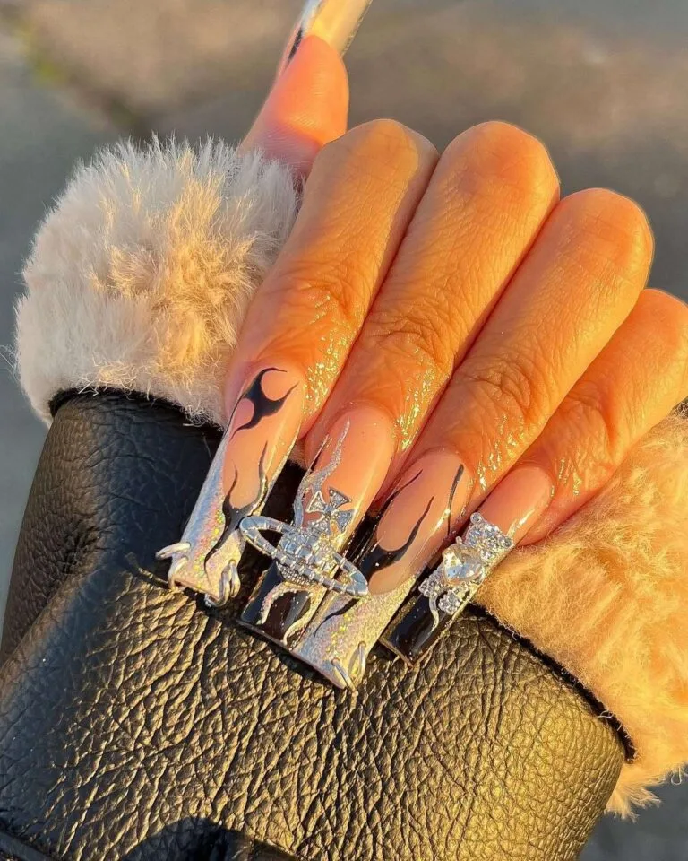 black and silver french tip nails 031 de748935d9