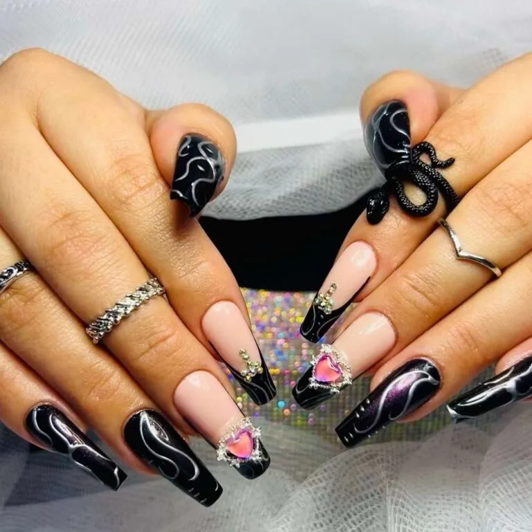 black and silver french tip nails 036 93aa29d900
