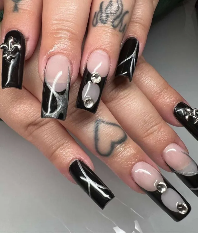 black and silver french tip nails 042 0dc8ed86d2