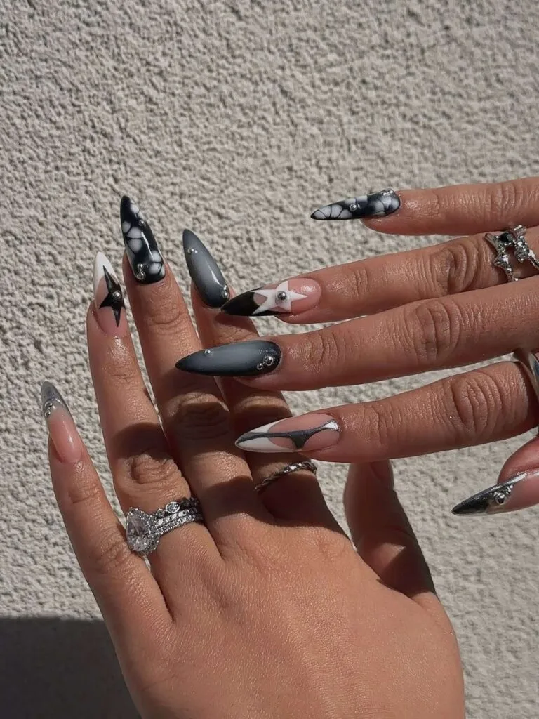 black and silver french tip nails 047 919ec3537b