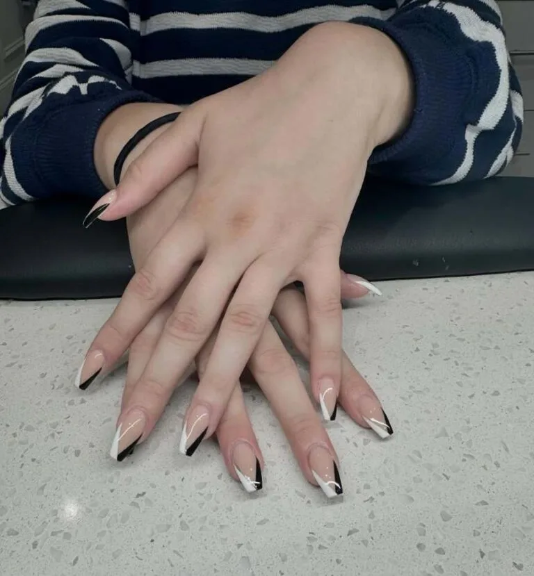 black and white french tip nail designs 007 20366e37a7