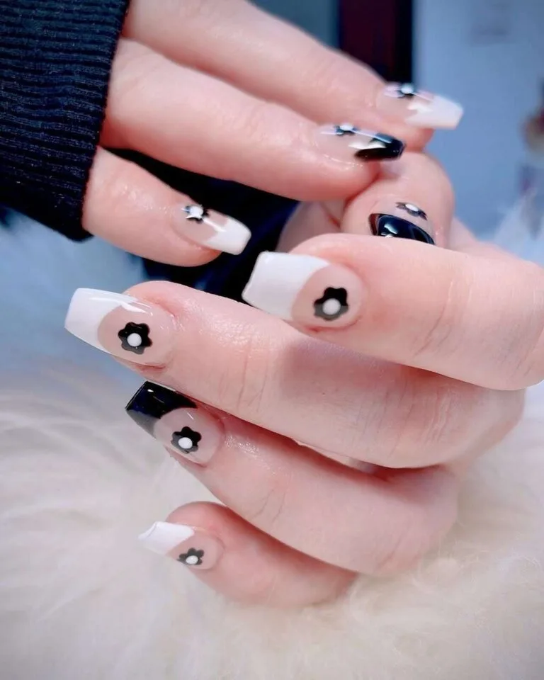 black and white french tip nail designs 013 7f4817c5a2