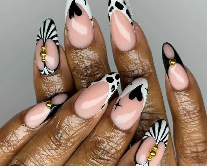 black french tip almond nails 003 3d5aac9ab4