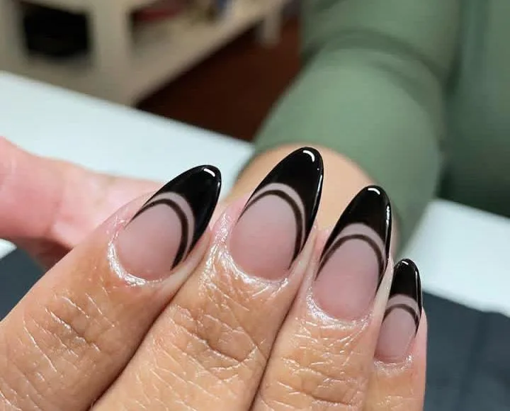 black french tip almond nails 006 97a31e1b00