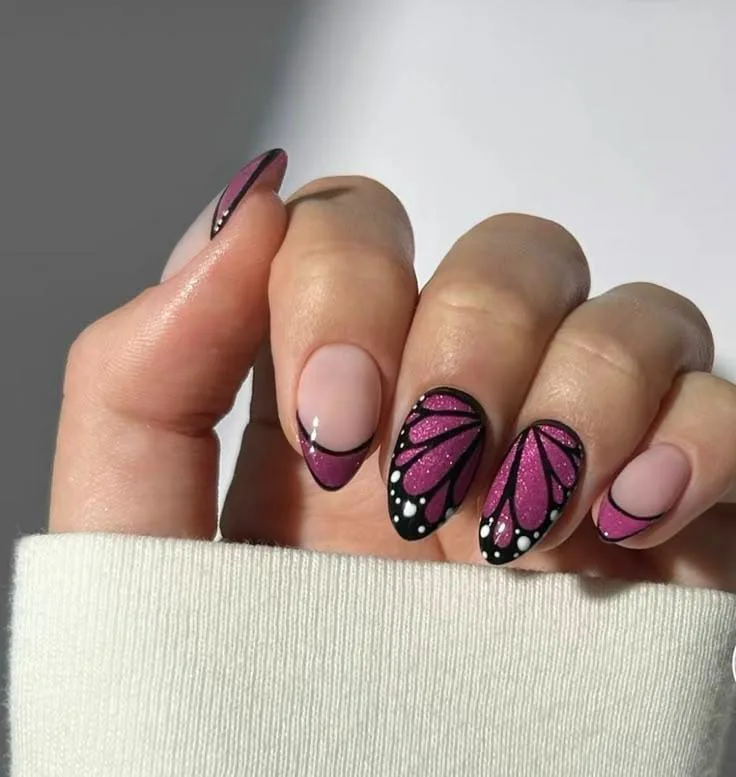 black french tip almond nails 029 3af4c8b484
