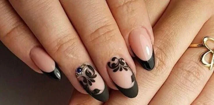 black french tip almond nails 033 974cb59085