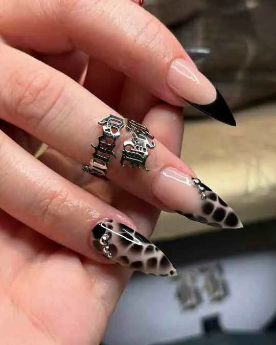 black french tip nails with designs 044 4525028dd9