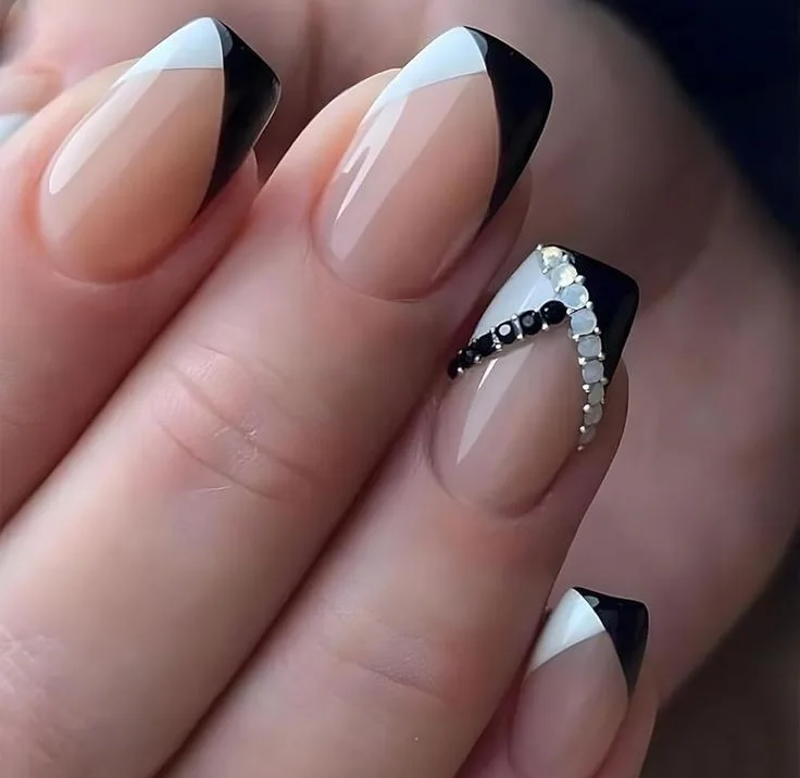 black french tip nails with rhinestones 004 41ac6404dc