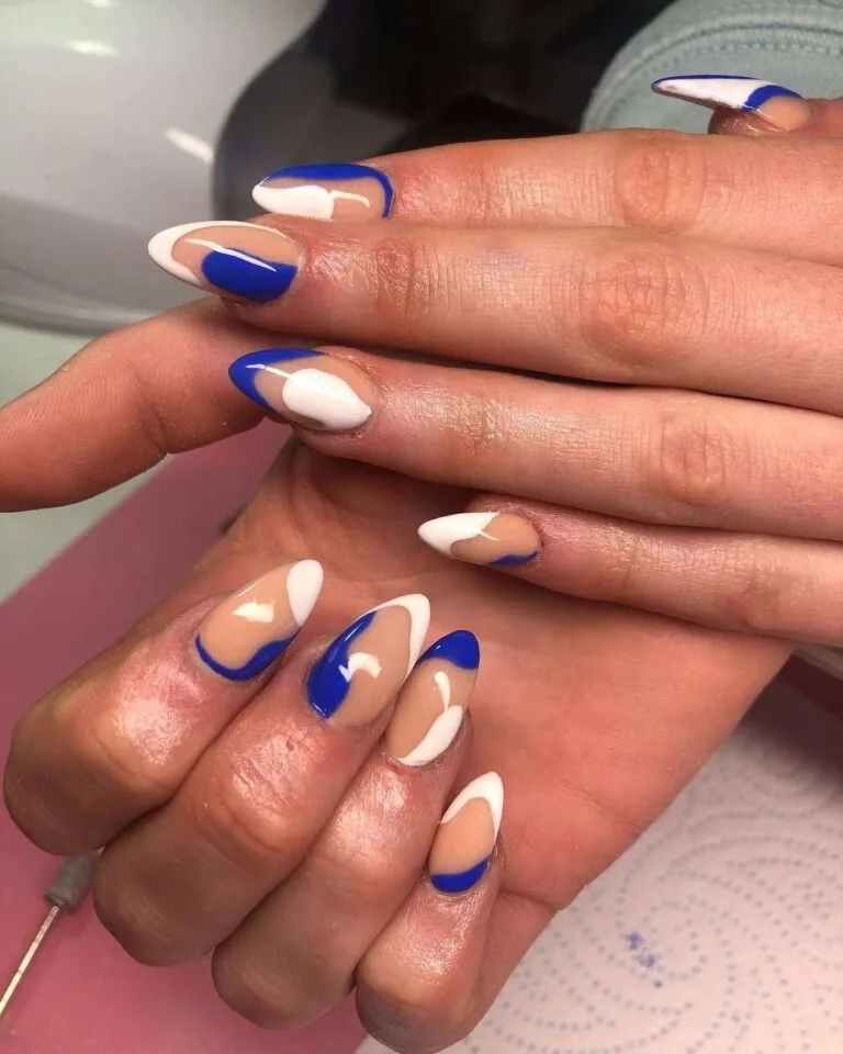 blue and white french tip nails 018 b52f14041b