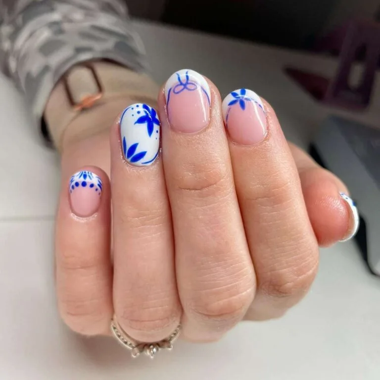 blue and white french tip nails 046 50a6b3ff13