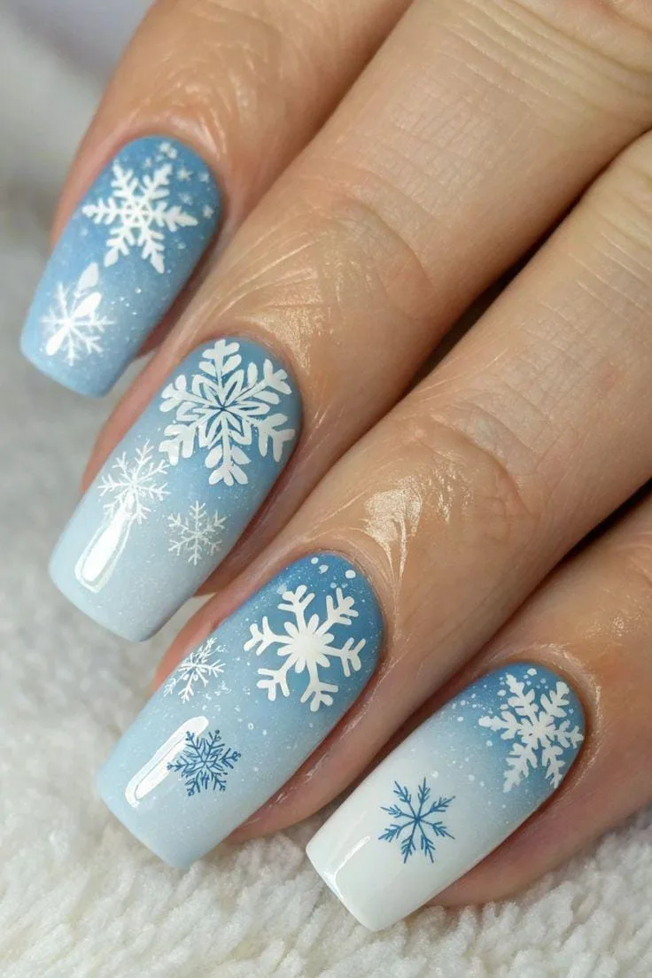 blue and white winter nails 002 3c3fe1e643