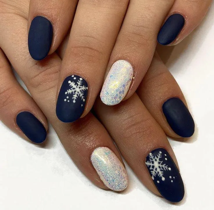 blue and white winter nails 019 6e25aa70cd