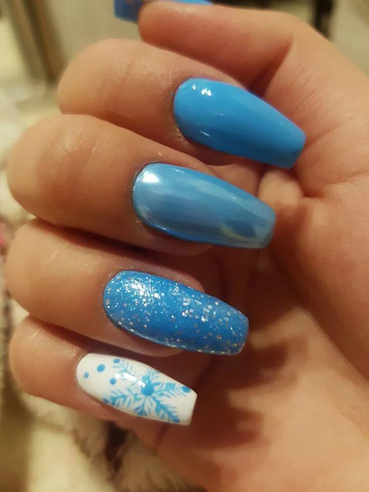 blue and white winter nails 039 ea12918340