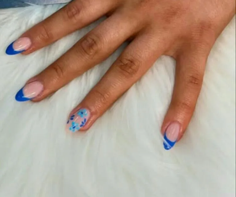 blue french tip nails with flowers 011 2188969af2