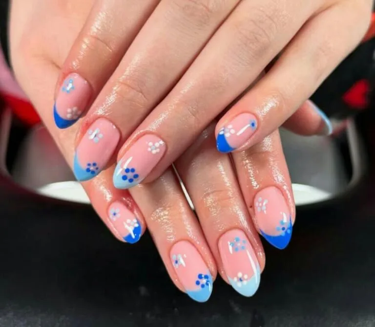 blue french tip nails with flowers 022 d80d039c6f
