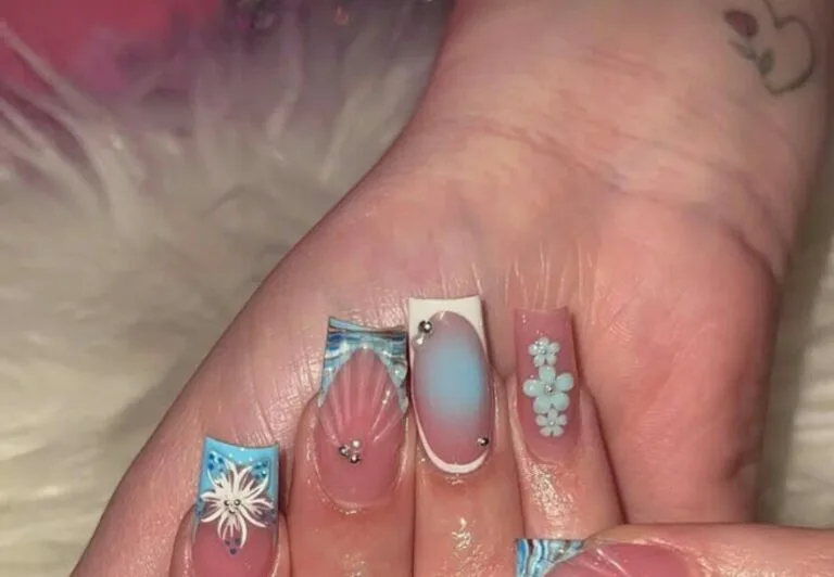 blue french tip nails with flowers 023 42e95b00a0