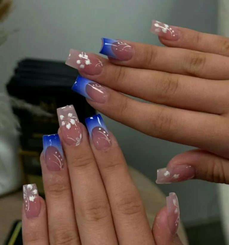 blue french tip nails with flowers 024 6100dea04b