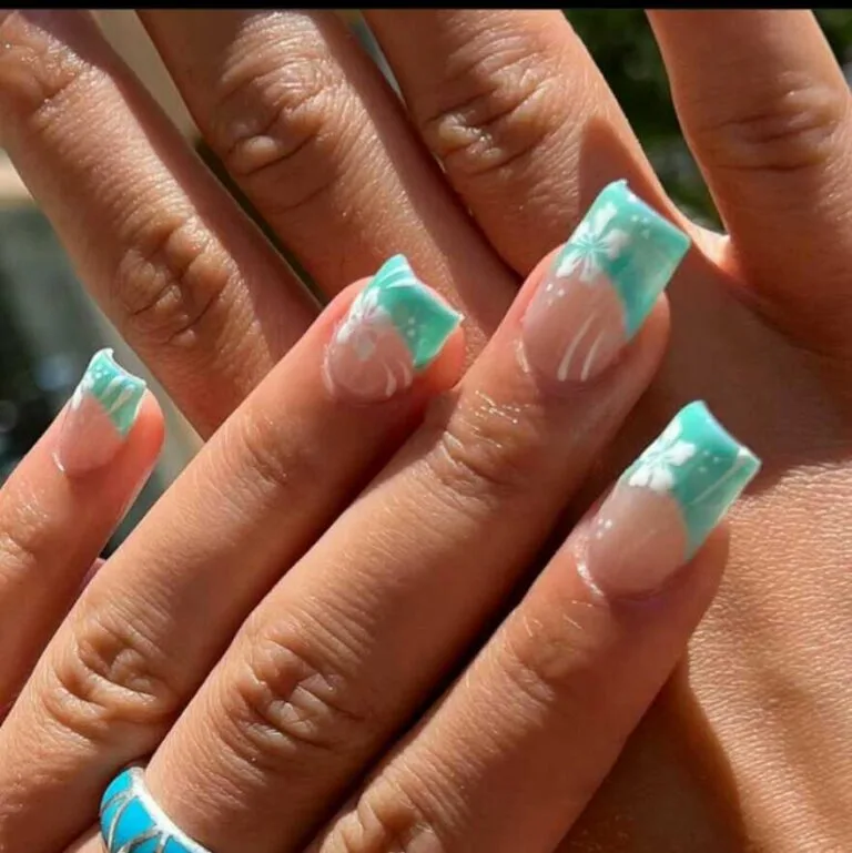 blue french tip nails with flowers 025 64c1ffde5d