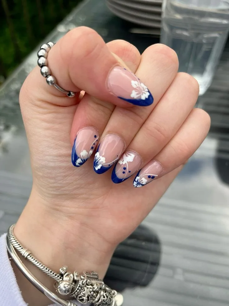 blue french tip nails with flowers 035 6ac9ef6946