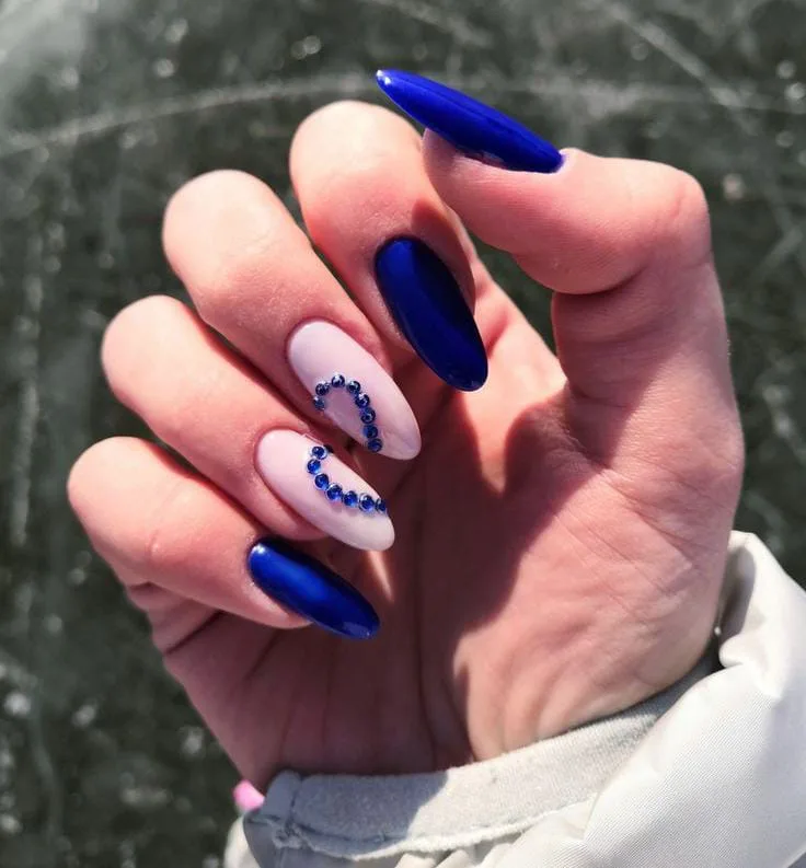 blue valentines nails 037 19c07bdec7