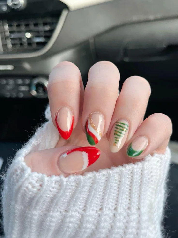 christmas almond nails 003 f662223610