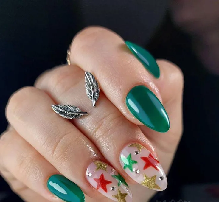 christmas almond nails 020 7ca5901e51