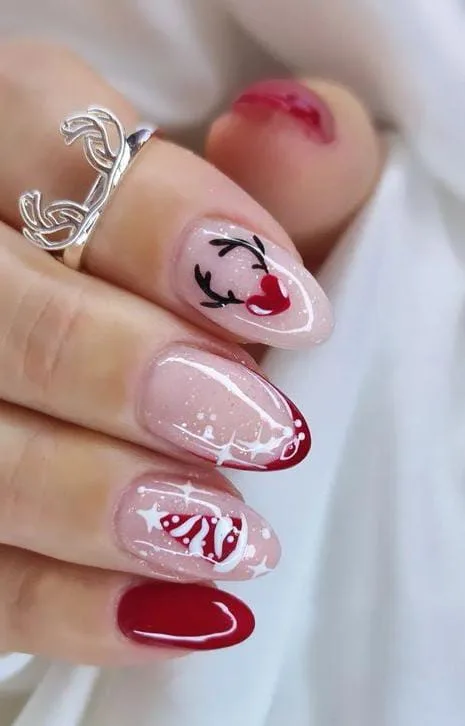 christmas almond nails 028 148b775d9e