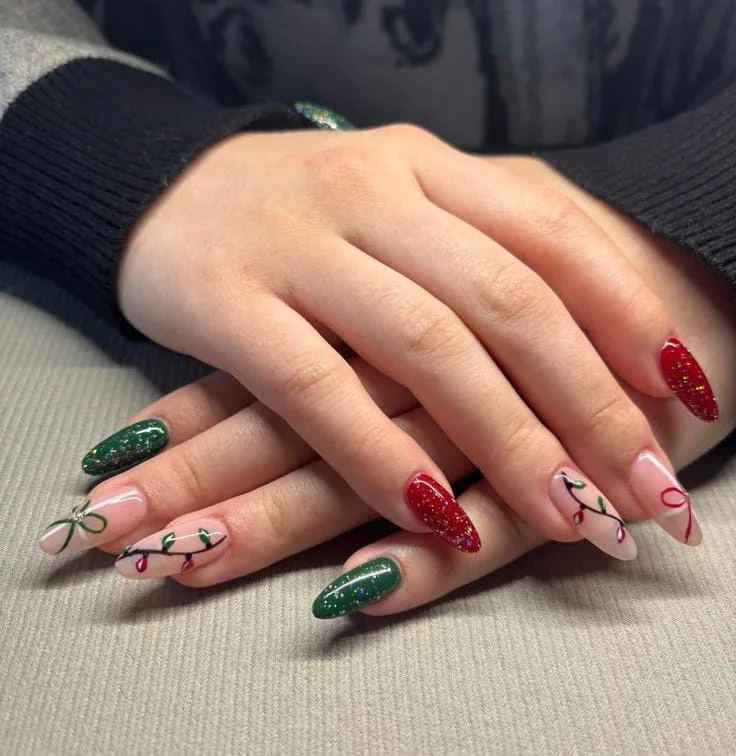 christmas almond nails 032 6530dddcc3